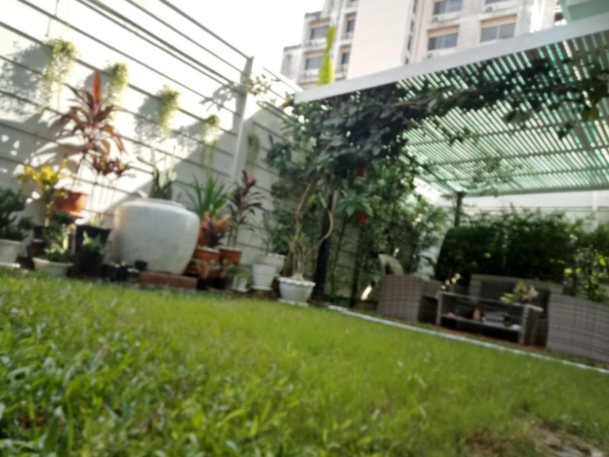 Teak Villa Bangkok Luaran gambar